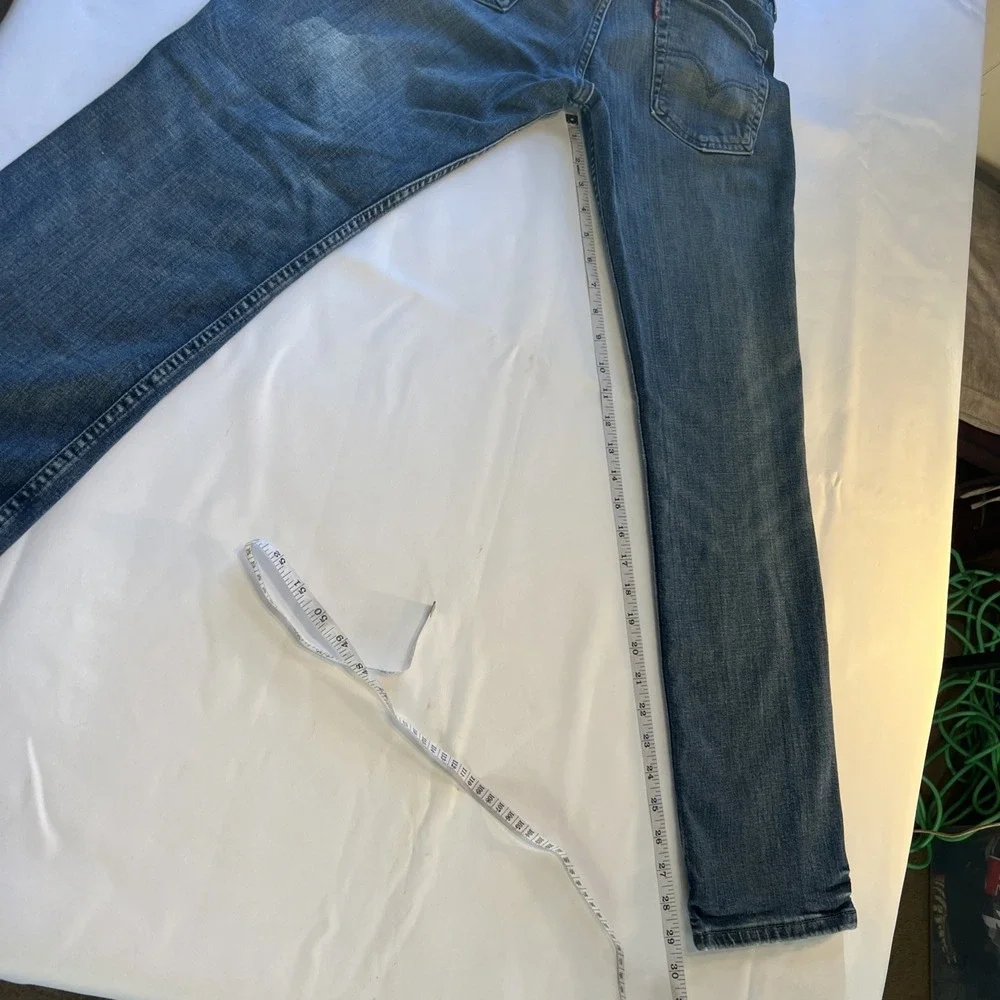 Levi's 514 Men's Jeans 31x32 Zipper Fly Straight Leg Grungy Blue Denim